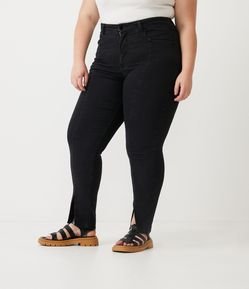 Calça Skinny Jeans com Abertura na Barra Curve & Plus Size