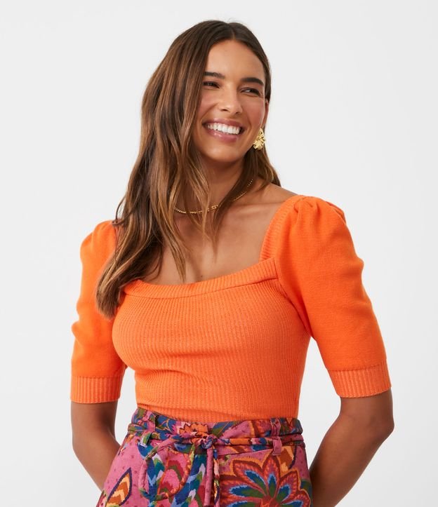 Blusa en Viscosa Acanalada con Manga Corta Naranja 1