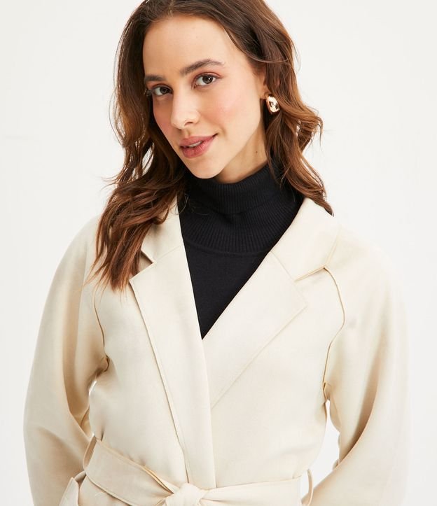 Campera Alargada en Suede con Bolsillos Beige 4