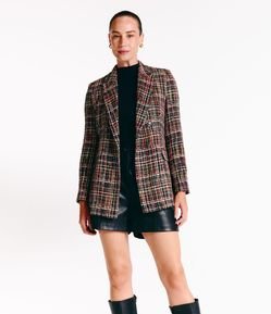 Blazer Alongado em Tweed com Textura e Botões no Punho
