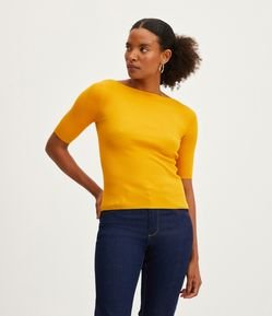 Blusa em Tricô Canelado com Gola Canoa