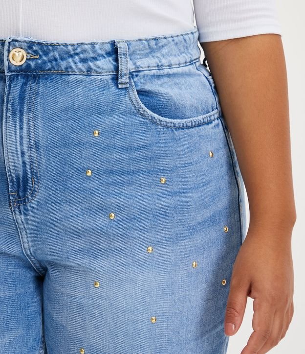 Calça Mom Jeans Com Tachinhas Aplicadas Curve And Plus Size Azul