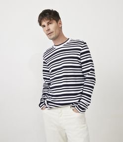 Camiseta Comfort em Algodão com Listras e Manga Longa