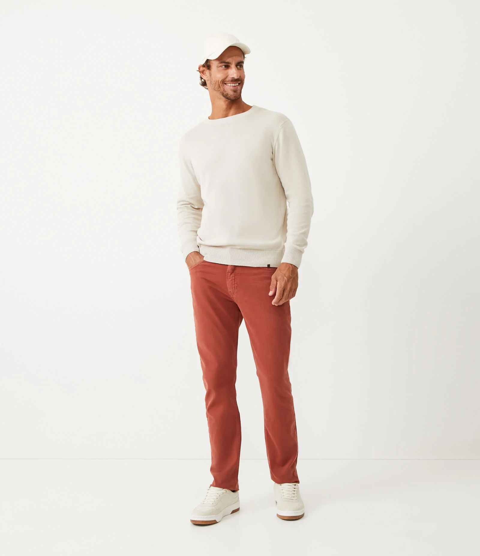 Calça Slim em Sarja com Bolsos Vermelho Terra 1