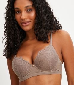 Sutiã Base em Tule com Bojo Oco e Bordado