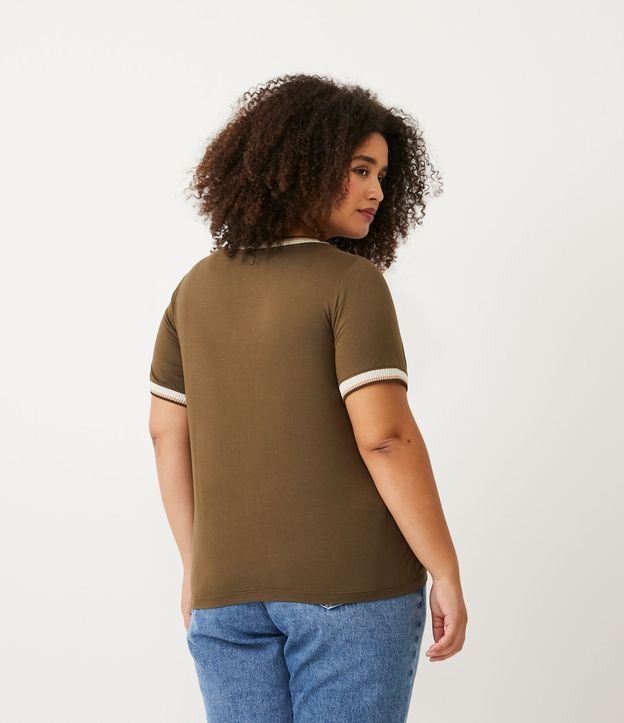 Blusa en Viscolycra con Escote V Curve & Plus Size Verde 3