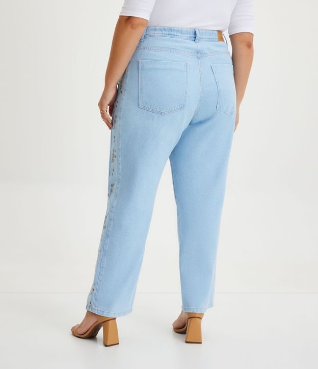 Pantalón Recto Jeans Delavé con Recorte y Bordado Lateral Curve & Plus Size Azul 3