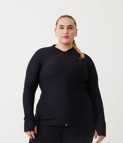Jaqueta Esportiva em Poliamida Texturizada Curve & Plus Size