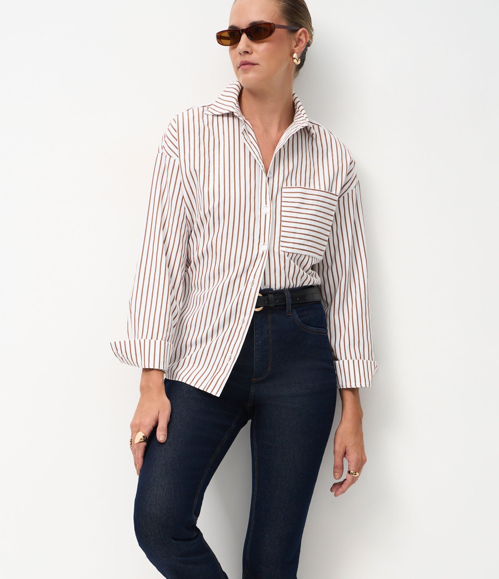 Calça Reta em Jeans com Elastano e Cintura Média Azul 2