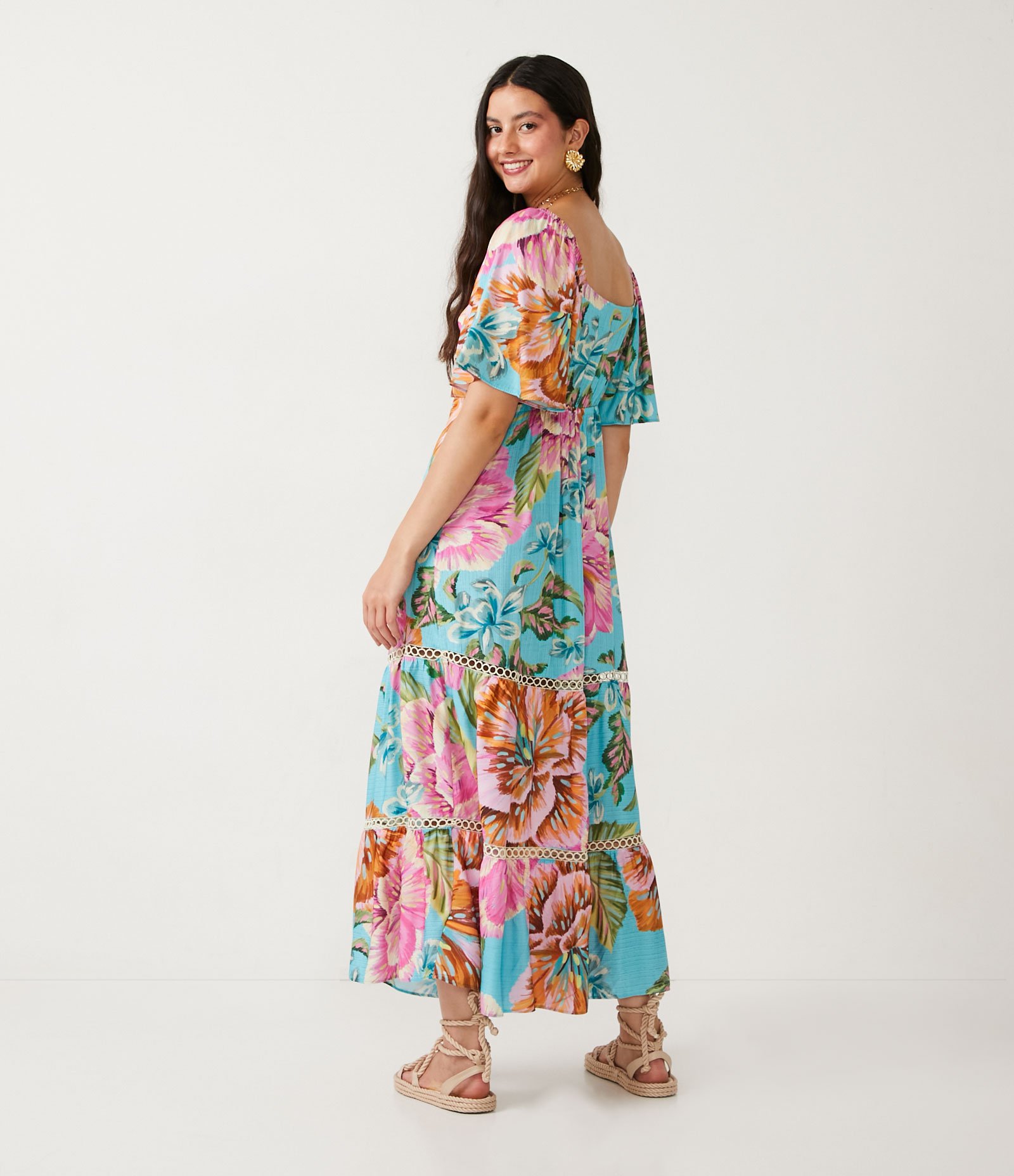 Vestido New Midi em Viscose com Manga Curta e Estampa Floral Azul 3