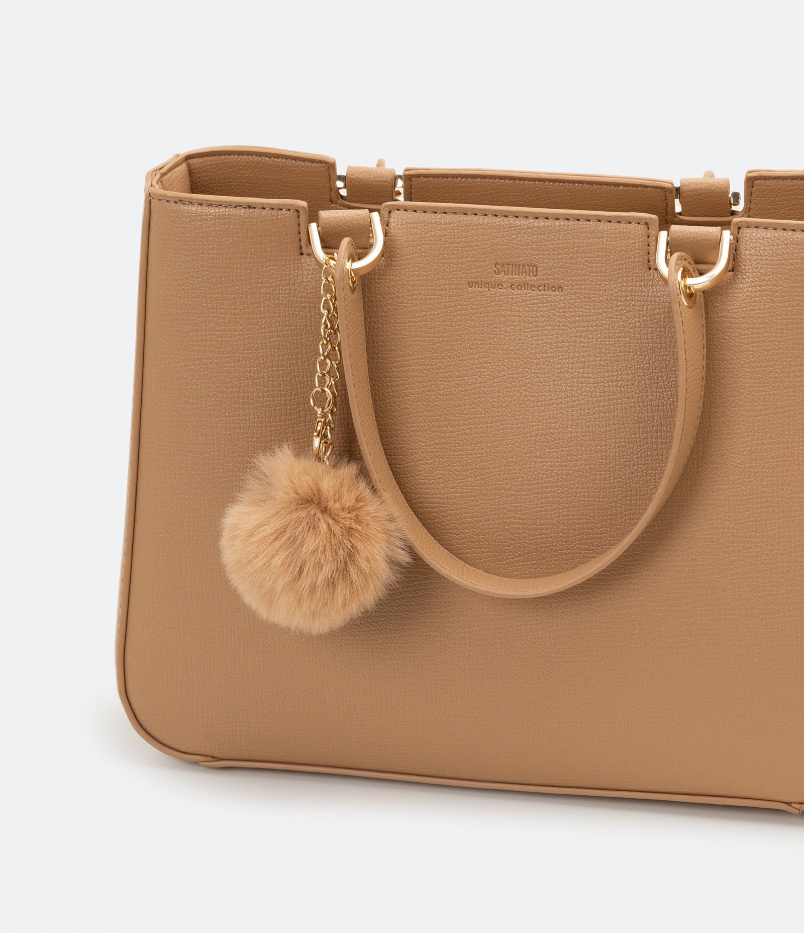Bolsa Transversal Satchel com Alça de Mão com Pompom 5