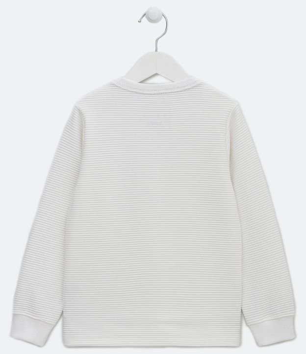 Remera Básica Infantil con Punhos y Textura - Talle 5 a 14 años Blanco 2