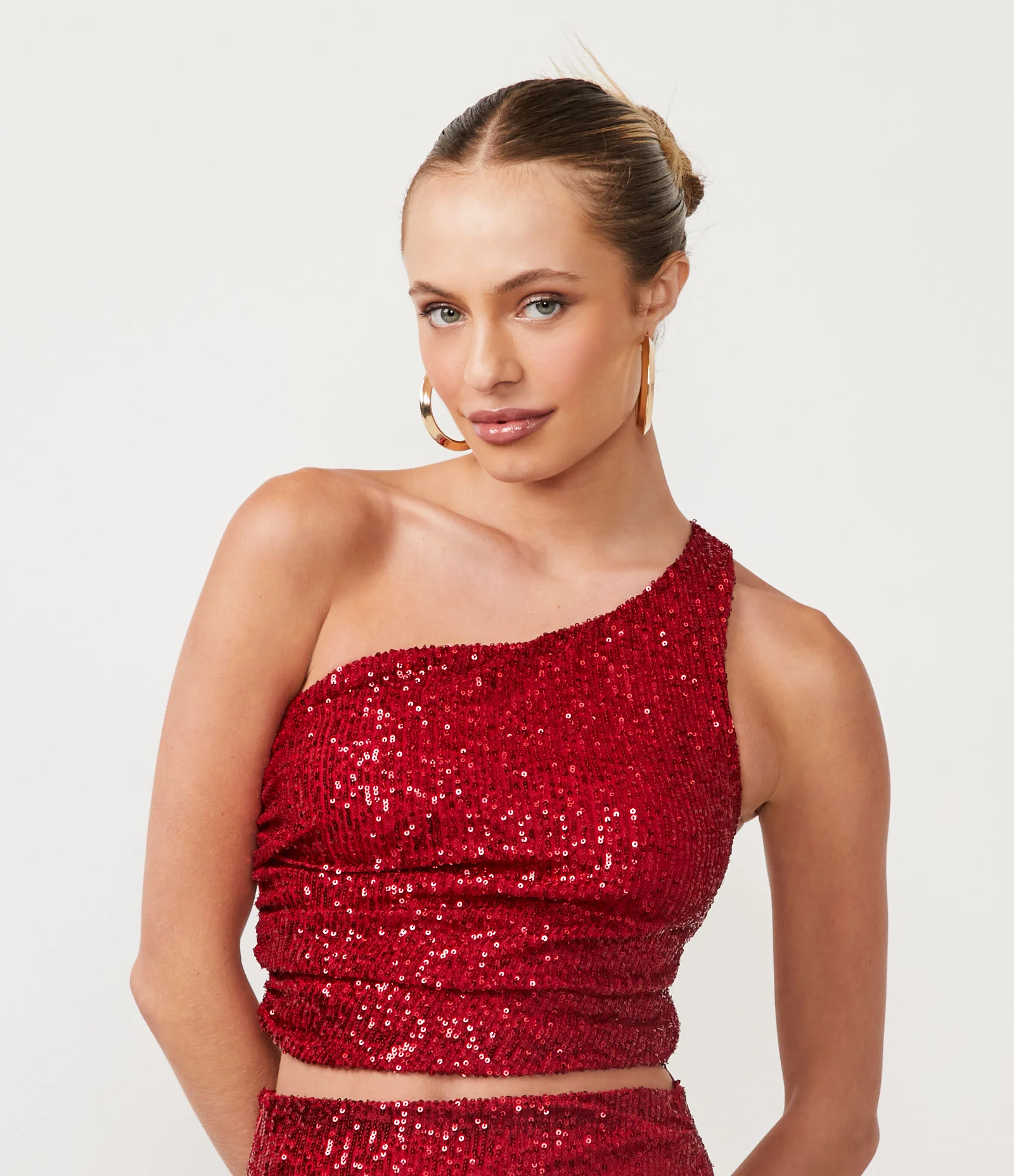 Blusa Cropped em Paetê com Decote Ombro Só Vermelho 1