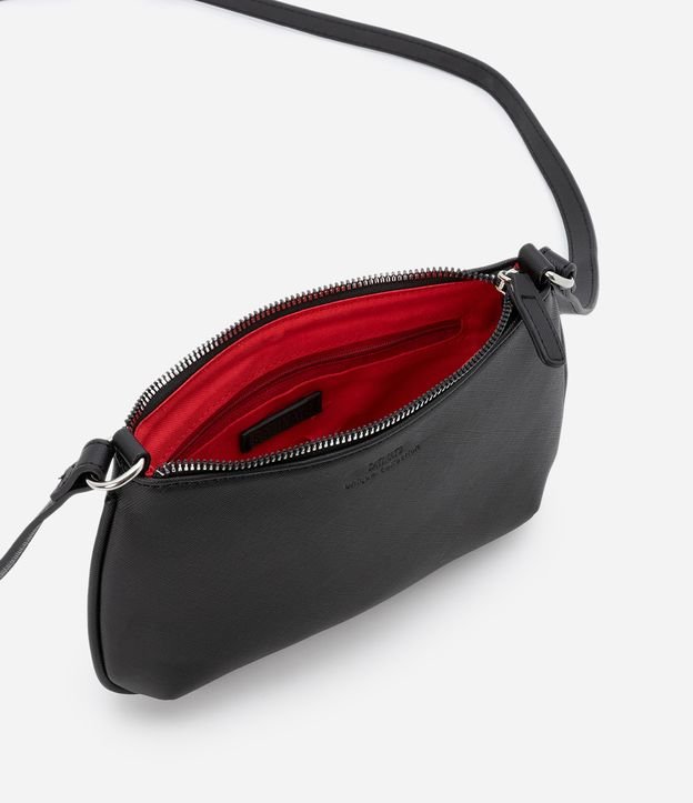 Bolso Transversal Baguette Texturizada Negro 5