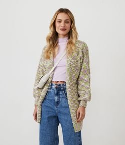 Casaco Alongado em Tricô com Abertura Frontal e Fio Metálico