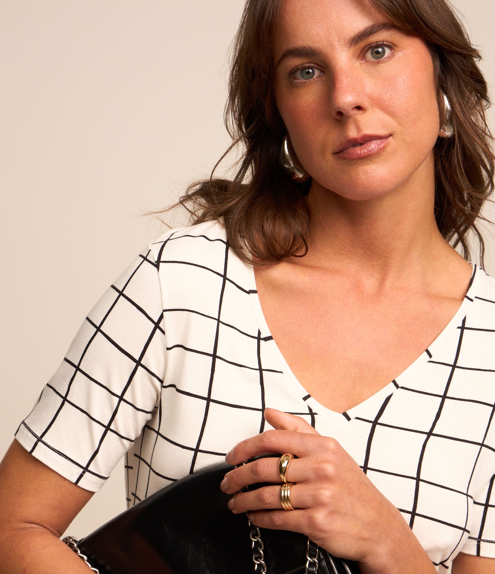 Blusa em Viscolycra com Estampa Xadrez Grid Branco 3