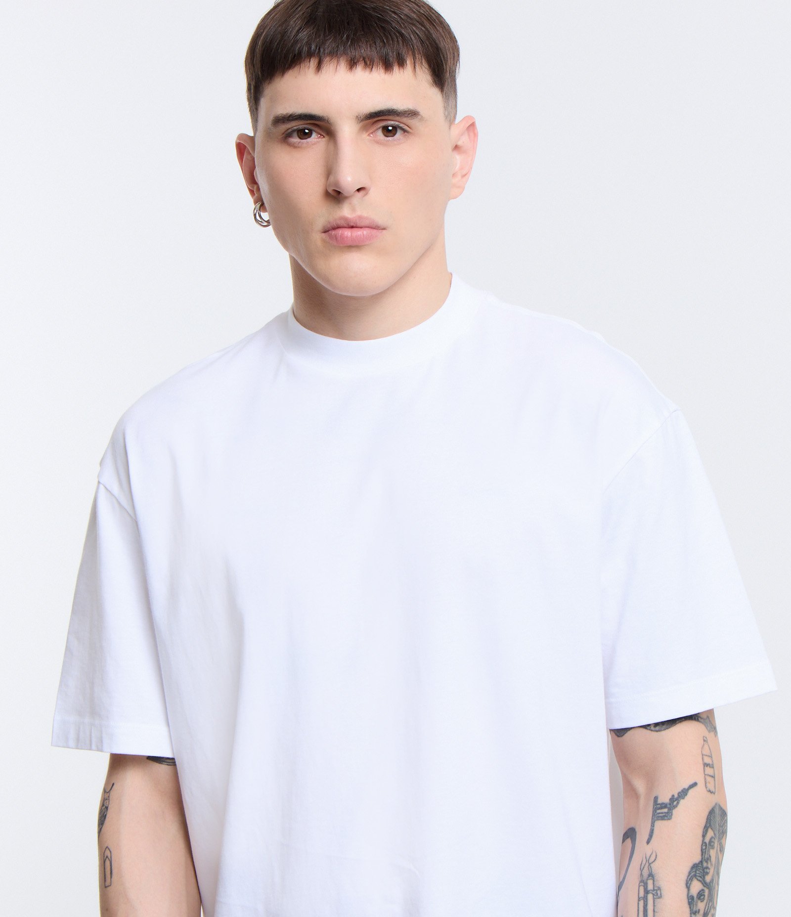 Camiseta Relaxed em Algodão Peruano com Gola Média Branco 4