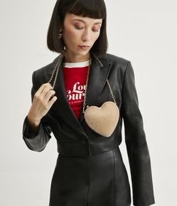 Bolsa Estruturada com Formato de Coração Forrada com Malha Metálica e Glitter