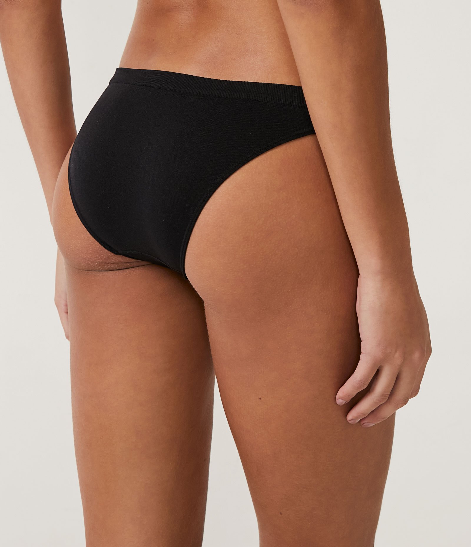 Kit 03 Calcinhas Tanga em Poliamida sem Costura Trifil Preto/ Cinza/ Verde 4