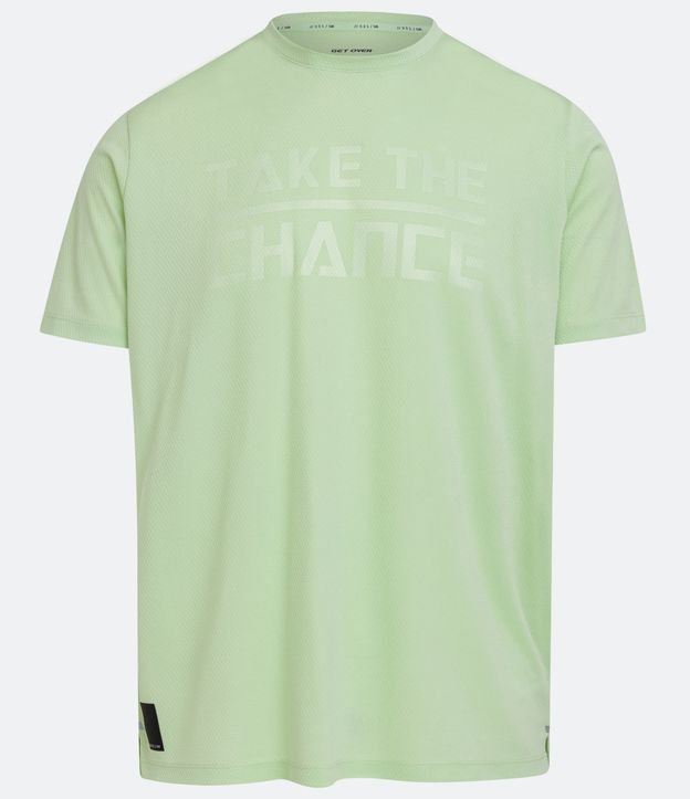 Remera Deportiva con Textura y Lettering Take The Chance Verde
