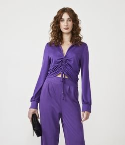 Blusa em Meia Malha com Detalhe Franzido Frontal