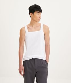 Regata Slim em Algodão com Decote e Cavas em Ribana