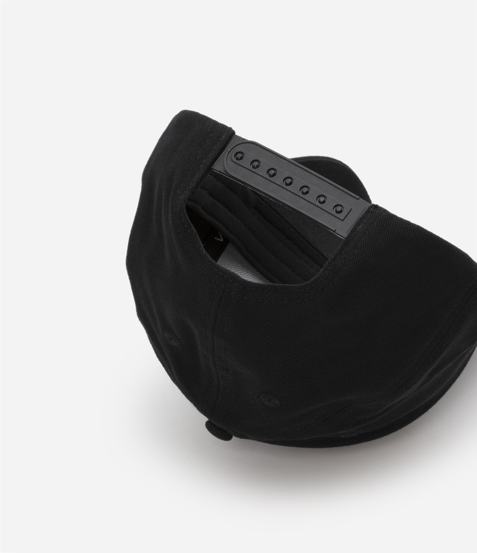 Boné Aba Curva com Bordado LA Preto 3