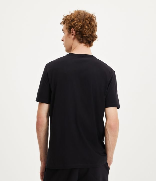 Camiseta Slim em Algodão com Estampa Geométrica e Lettering Preto 3