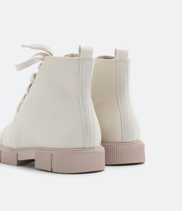 Bota Coturno Infantil con Ojales de Colores y Suela Contrastante - Talle 20 al 27 Off White 4