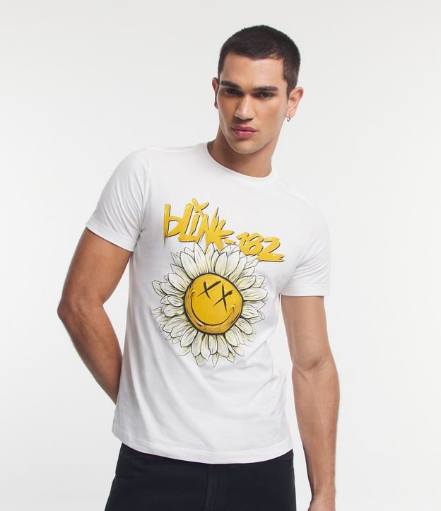 Camiseta Regular em Meia Malha com Estampa Flor e Lettering - Cor: Branco - Tamanho: P