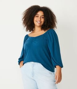 Blusa em Malha Texturizada com Decote Quadrado e Franzido no Decote Curve & Plus Size
