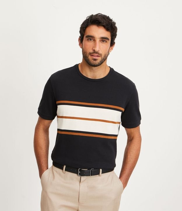 Camiseta Comfort em Algodão com Listras Contrastantes - Cor: Preto - Tamanho: P