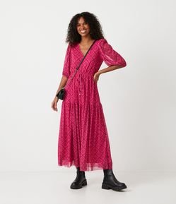 Vestido Longo em Tule com Estampa de Corações e Amarração Frontal