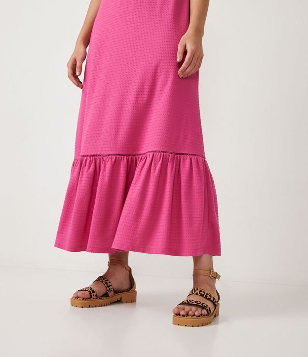 Vestido New Midi de Tirantes en Viscosa Texturizada y Barra Fruncida Rosado 5