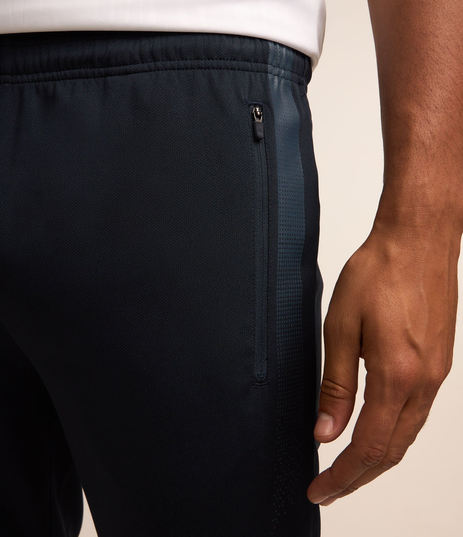 Calça Esportiva com Faixa Laterais e Zíper na Barra Azul Escuro 4
