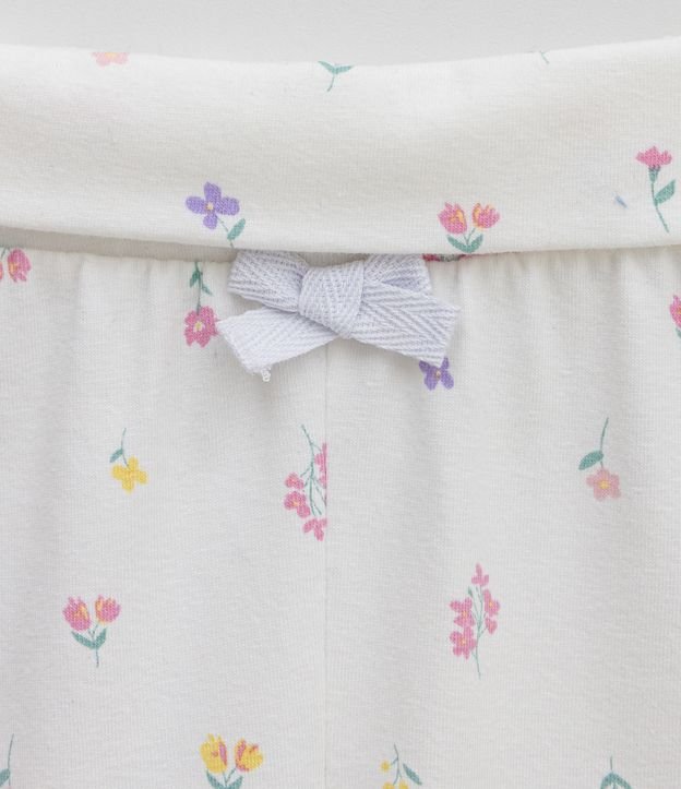 Pantalón Infantil con Estampado Floral con Barra Doblada - Talle RN a 6 meses Blanco Nieve 3