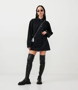 Saia Curta com Cintura Alta em Sarja