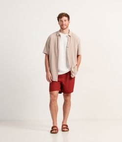 Camisa Slim em Tricoline com Textura Canelada e Gola Colarinho