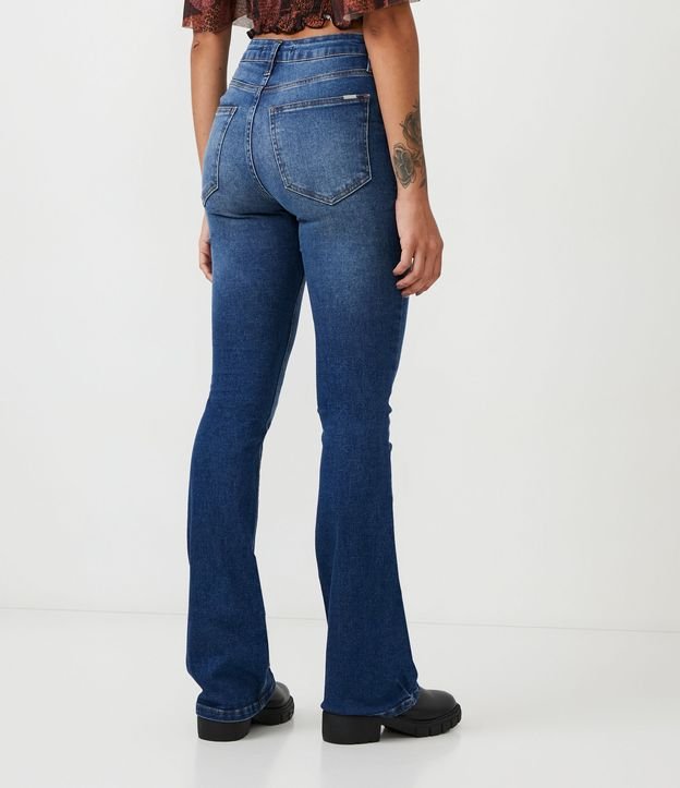Pantalón Flare Cintura Alta en Jeans con Bolsillo Azul 3