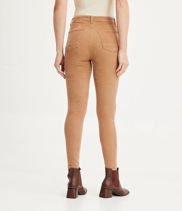 Pantalón Skinny en Terciopelo Pana Beige 3