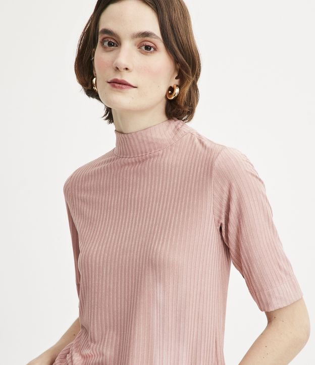 Blusa en Suedine con Textura Acanalada Beige Rosado 4