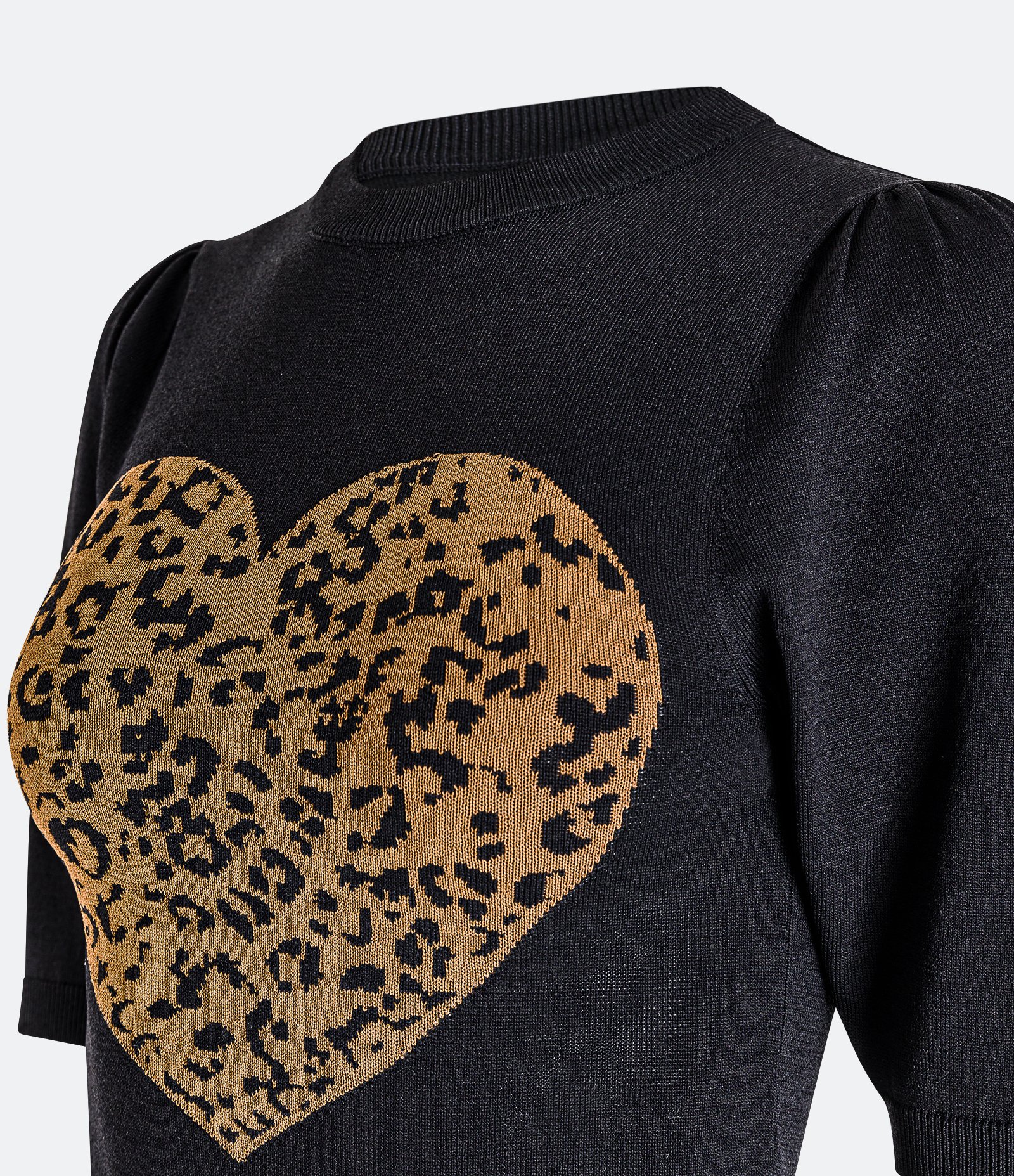Blusa Manga Bufante em Tricô com Coração de Onça Preto 2