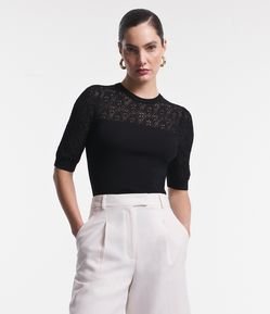 Blusa Manga Curta em Tricô Canelado com Pontos Diferenciados