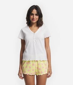 Pijama Curto em Meia Malha com Frufru nas Barras e Estampa Corações