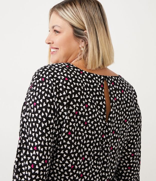 Vestido Corto en Viscosa con Estampado de Corazón y Elástico en la Cintura Curve & Plus Size Negro 5