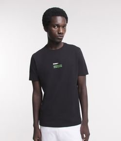 Camiseta Slim em Malha Piquet com Textura e Lettering