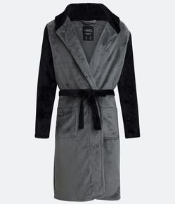 Roupão em Fleece com Capuz e Amarração