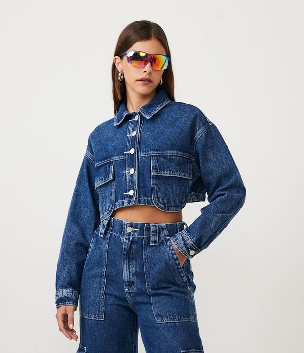 Jaqueta Cropped em Jeans com Bolsos Arredondados Azul 1