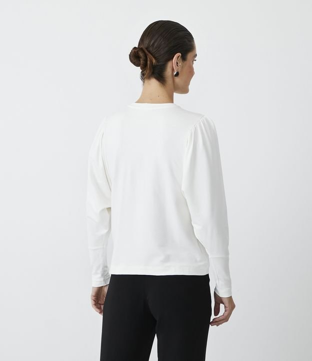 Blusa en Algodón con Pedrería en el Cuello Blanco Nieve 3