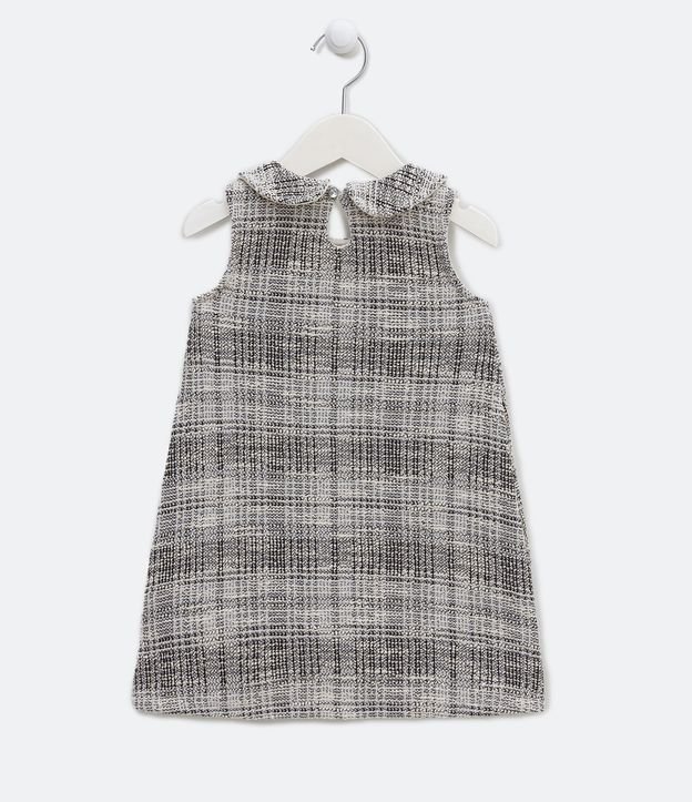 Vestido Curto Infantil com Textura Xadrez e Botões de Coração